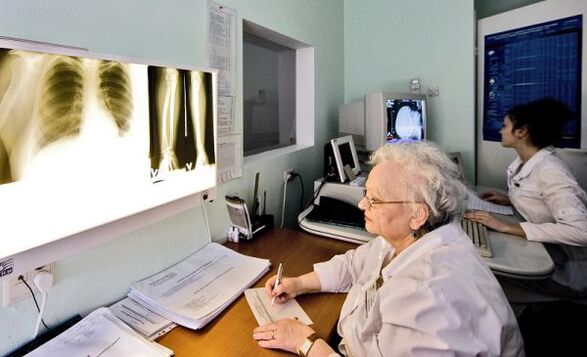 Арқадағы ауруды анықтау үшін рентген сәулелері